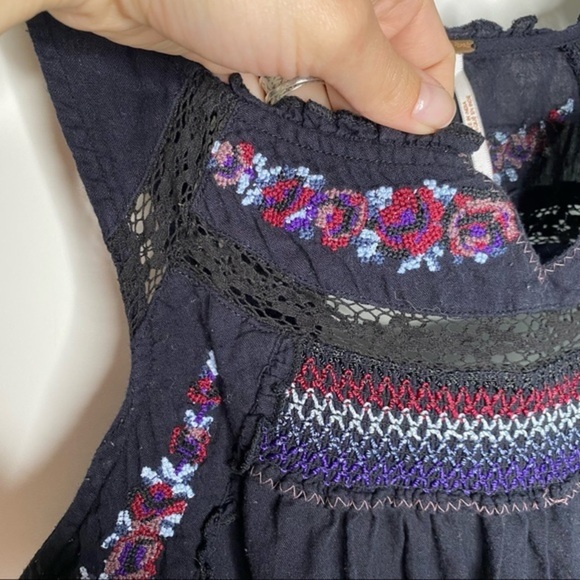 Free People Black Cross Stitch Wonderland Sleeveless Top - Picture 6 of 7